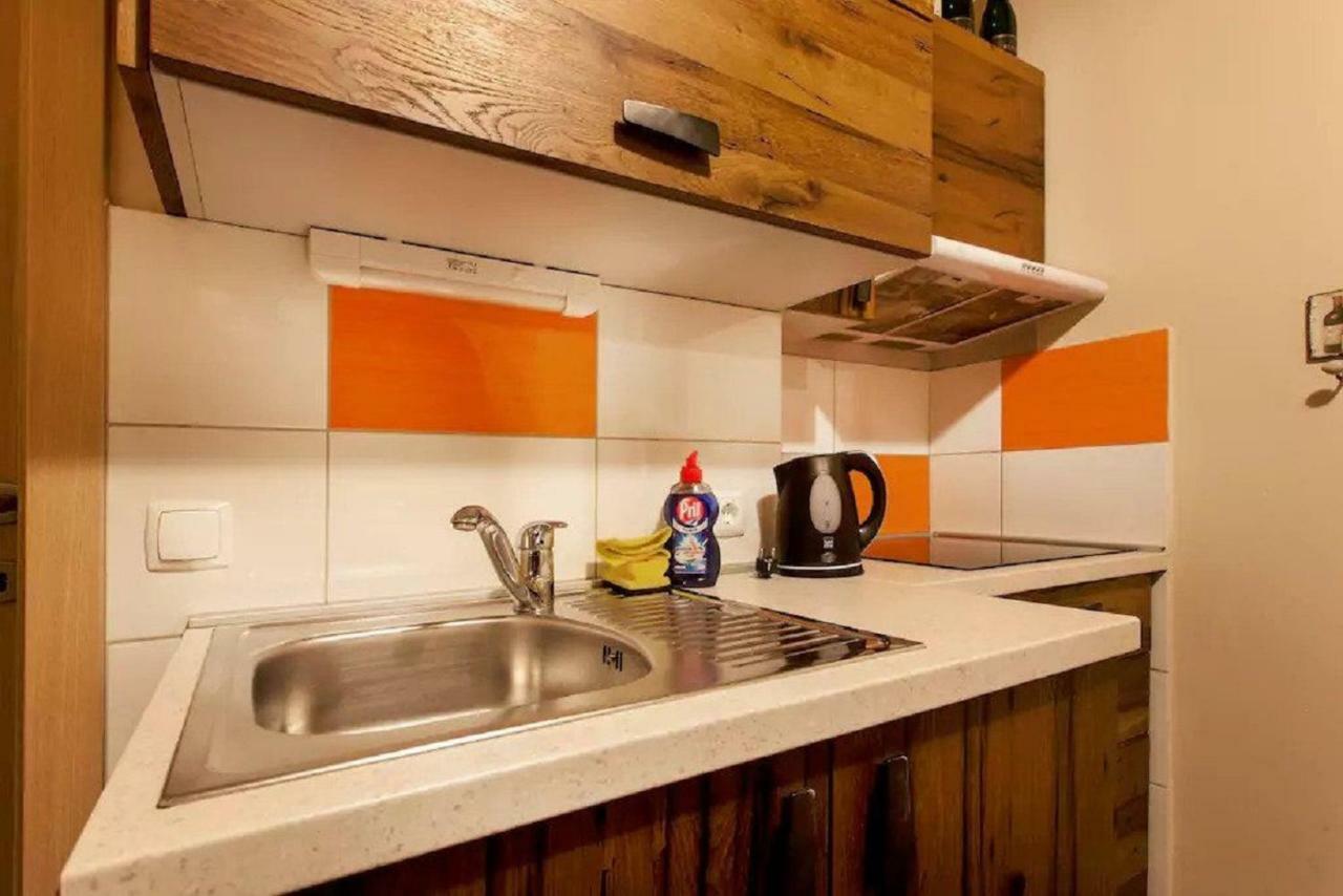Beer & Wine Cellar Apartment Ljubljana Bagian luar foto